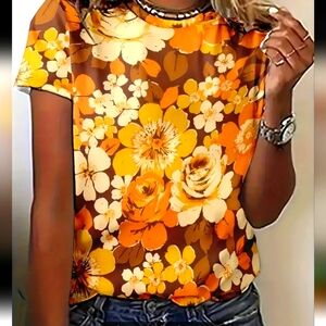 Reduced! Ladies Tee Shirt. Floral Chic T Top